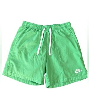 Nike Men’s Woven Flow Shorts Size Small Color Mint Green